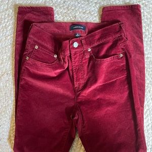 J.Crew high rise toothpick velvet jeans. Size 25